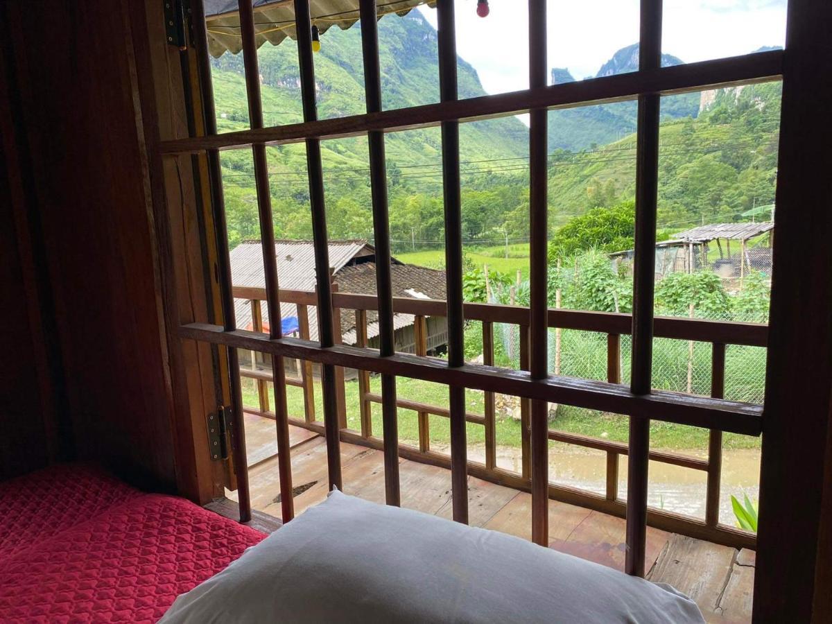 Du Gia Nalien View Homestay Làng Cac Esterno foto