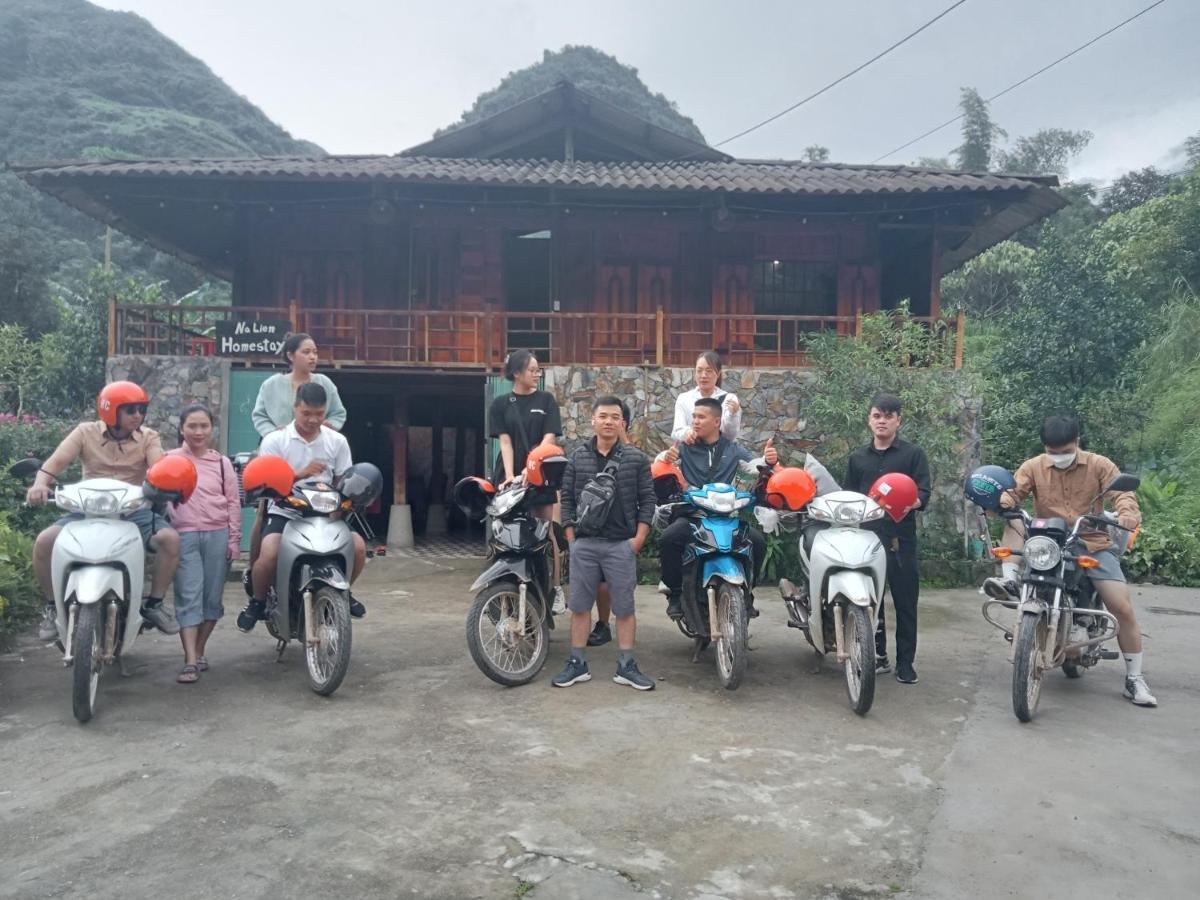 Du Gia Nalien View Homestay Làng Cac Esterno foto