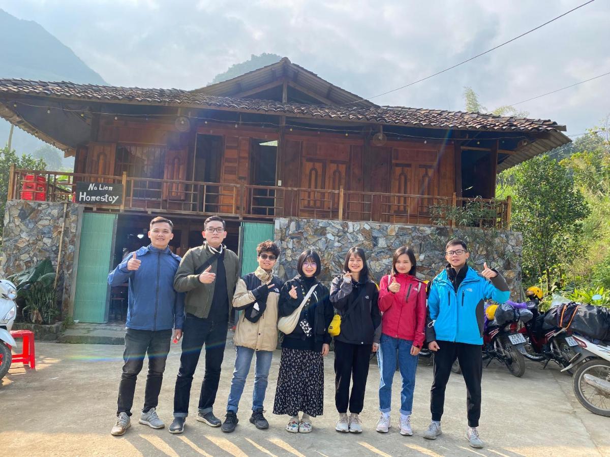 Du Gia Nalien View Homestay Làng Cac Esterno foto