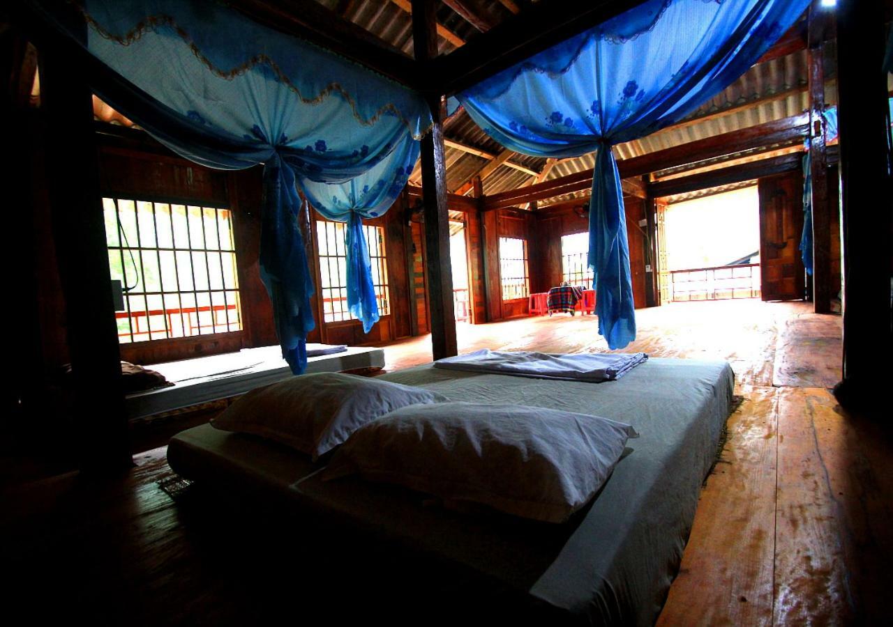 Du Gia Nalien View Homestay Làng Cac Esterno foto