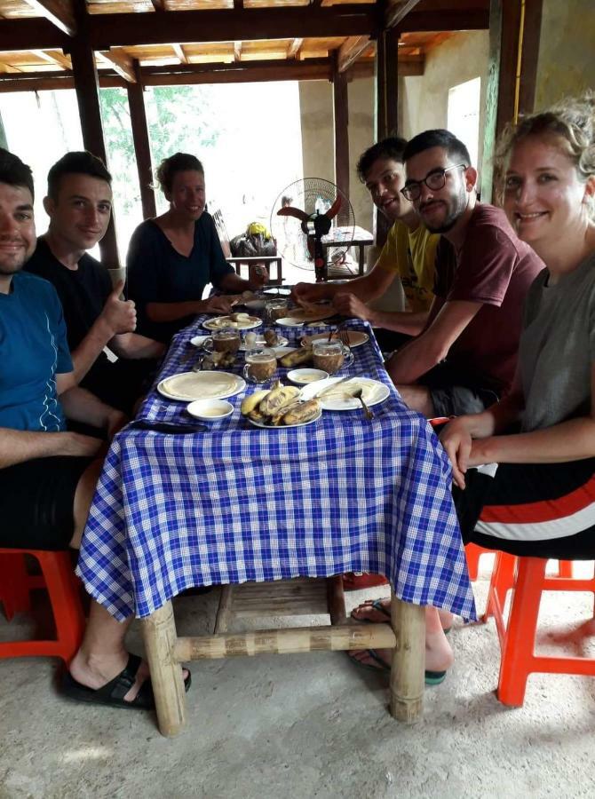 Du Gia Nalien View Homestay Làng Cac Esterno foto