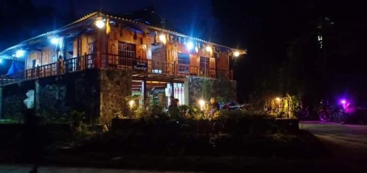 Du Gia Nalien View Homestay Làng Cac Esterno foto